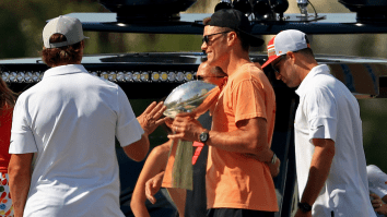 Tom Brady Has A+ Reply To Twitter Reminder Of His Infamous Lombardi Trophy Toss