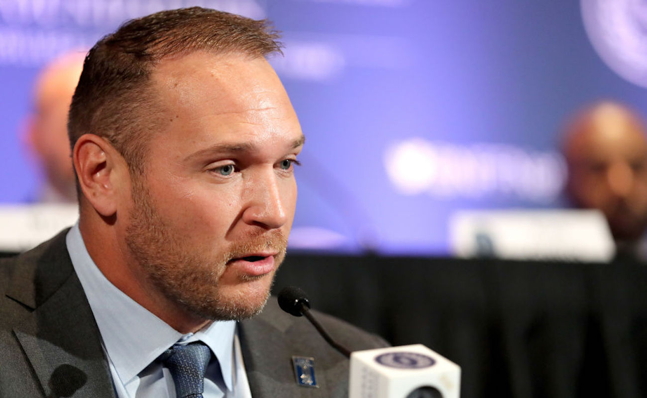 Brian Urlacher says ex-NFL players claim to have CTE for money