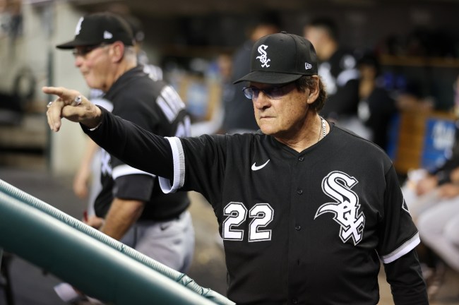 Tony La Russa Calls For An Intentional Walk On An 0-1 Count