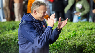 Bryan Harsin Trolls Super Lame Reporter Over ‘Hatgate’ With Hilarious Shirts At First Auburn Practice
