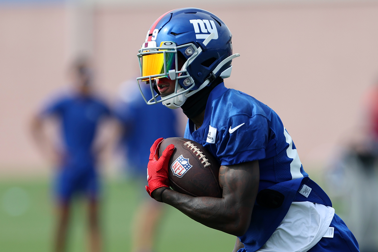 louis vuitton visor football