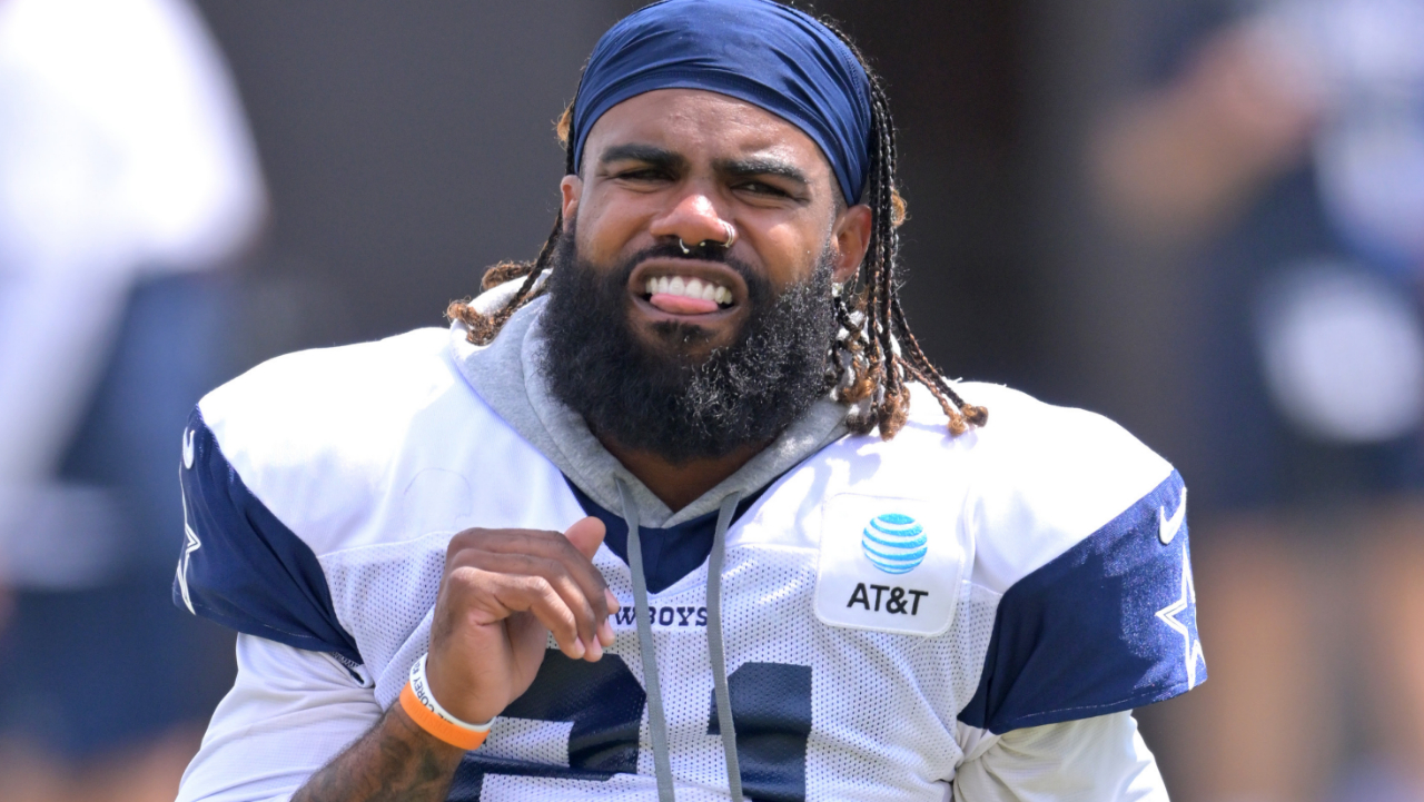 Cowboys Fans React To Ezekiel Elliott Appearing To Have Gained Weight