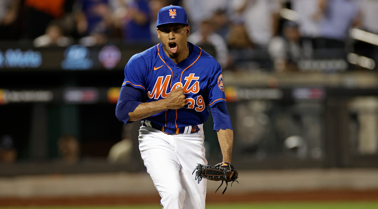 Fans Do The 'Edwin Diaz Challenge' Using Mets Closer's Entrance Music