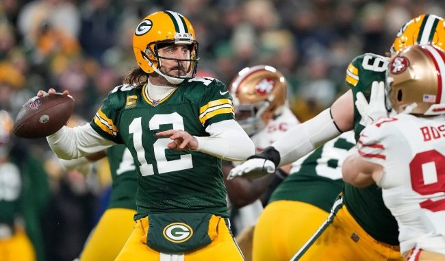 Robert Tonyan Reveals Why It’s Impossible To Stop Aaron Rodgers