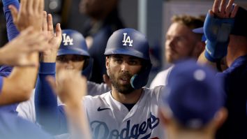 Dodgers’ Chris Taylor Delivers Spectacular Diving Catch To Save The Game In Extra Innings