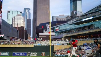 Fans React After Seeing A Minnesota Twins Tribute Video Freeze At The Most Unfortunate Time Imaginable