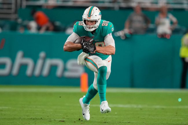 miami-dolphins-reportedly-looking-into-making-another-big-trade