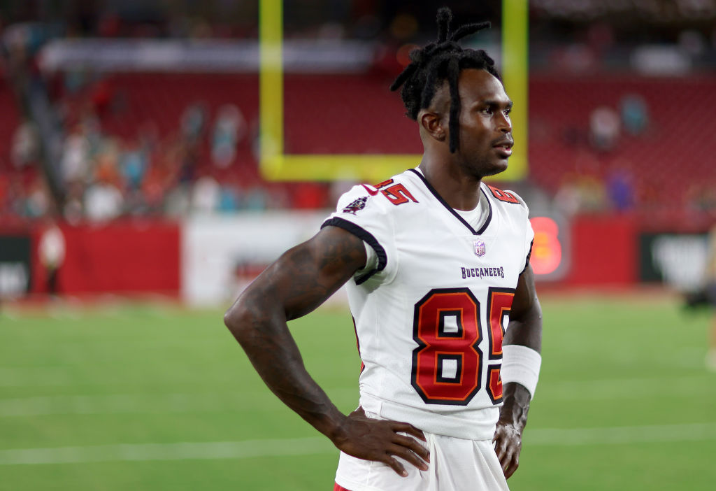 Julio Jones willing to take slow route to opener