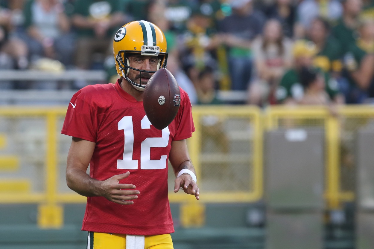 New Footwork From Aaron Rodgers Is Baffling Elite Quarterback Trainers