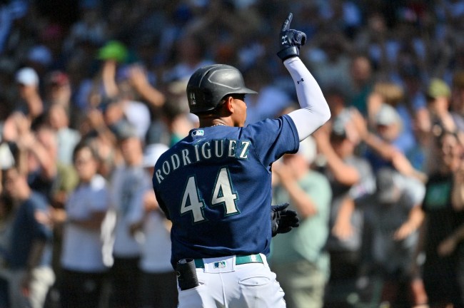 Mariners Fans Rejoice After Julio Rodriguez Inks Massive Extension 
