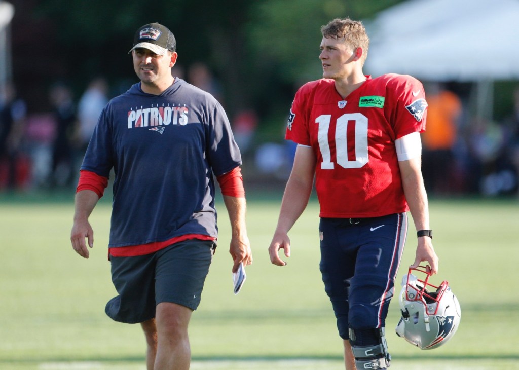 Patriots QB Mac Jones Admits There's Trouble In Paradise With Telling Comments After Practice