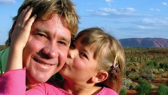 Internet Cries Happy Tears At Video Of Steve Irwin’s Granddaughter Waving To A Photo Of Him At The Zoo