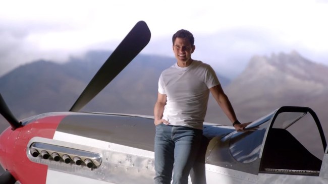 Tom Cruise Shows Off His Personal P51 Mustang In This Exclusive Video