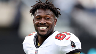 NFL World Horrified By Video Of Antonio Brown Disgustingly Exposing Himself To Multiple People In A Public Pool