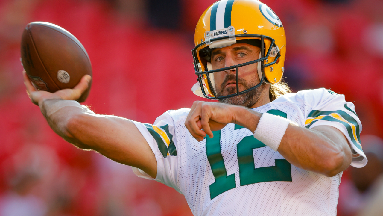 Aaron Rodgers Gets New 'Peaky Blinders' Haircut Before The Packers