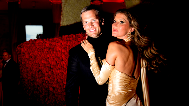 Gisele Bundchen Pressured Tom Brady Into Retiring Now They Arent Living Together
