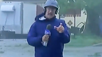 Reporter Appears To Narrowly Avoid Being Struck By Lightning On Live TV During Hurricane Ian(Video)