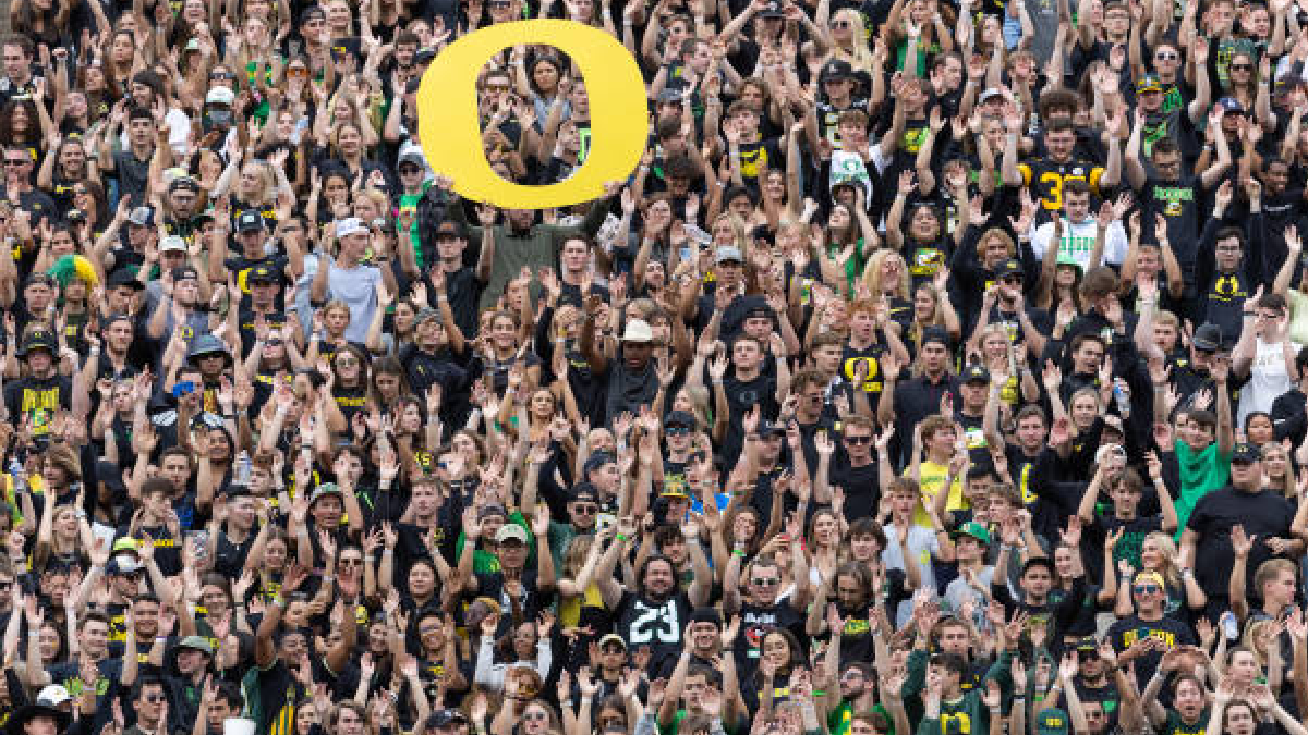 Oregon Fans Offensive Chant May Cost Them 2024 Recruit   Oregon Fans Offensive Chant May Have Cost Them Their Chance Of Landing A 2024 Recruit 