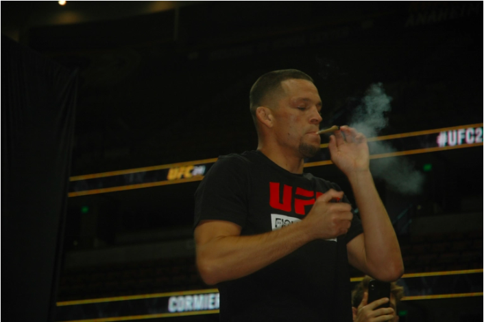 UFC 279: Nate Diaz smokes a joint