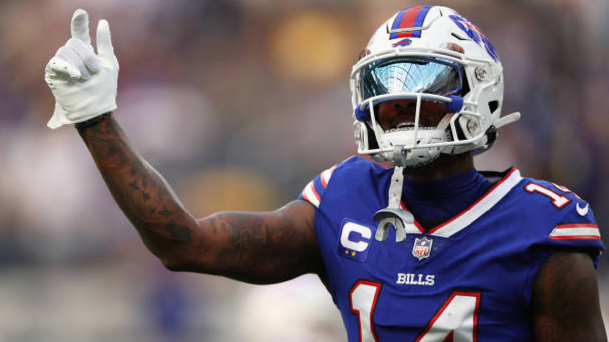 Buffalo Bills teammates enjoy Stefon Diggs trash talk