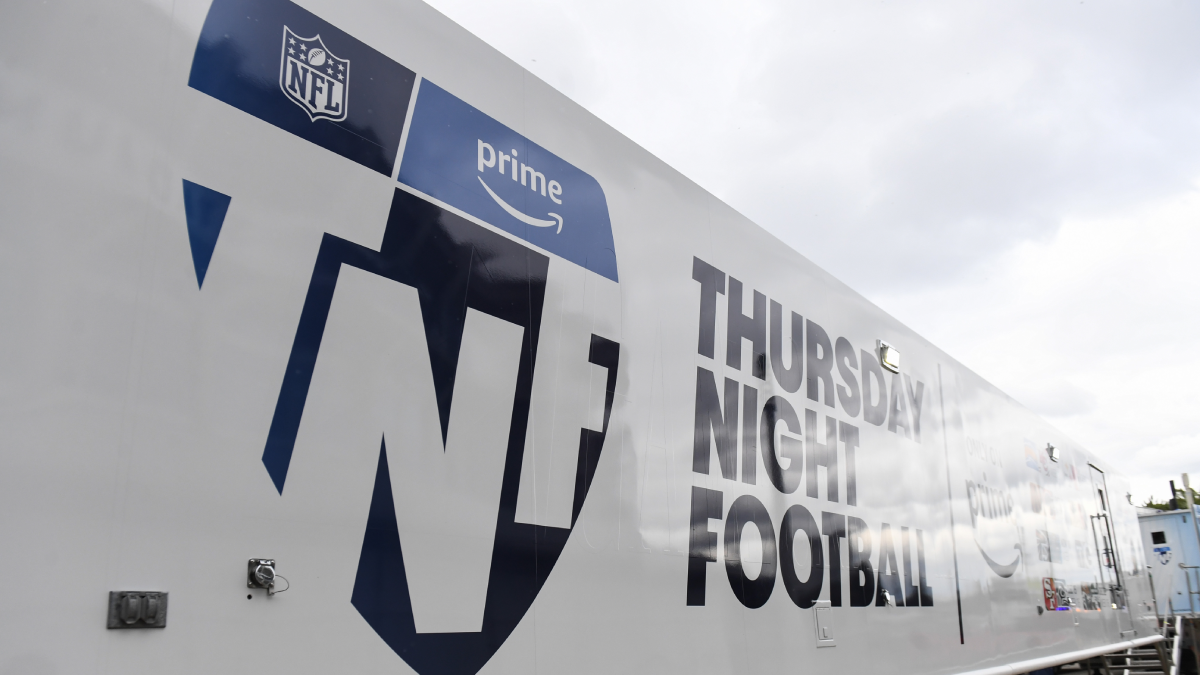 There Are No Beer Ads on 's 'Thursday Night Football' Stream — Here's  Why