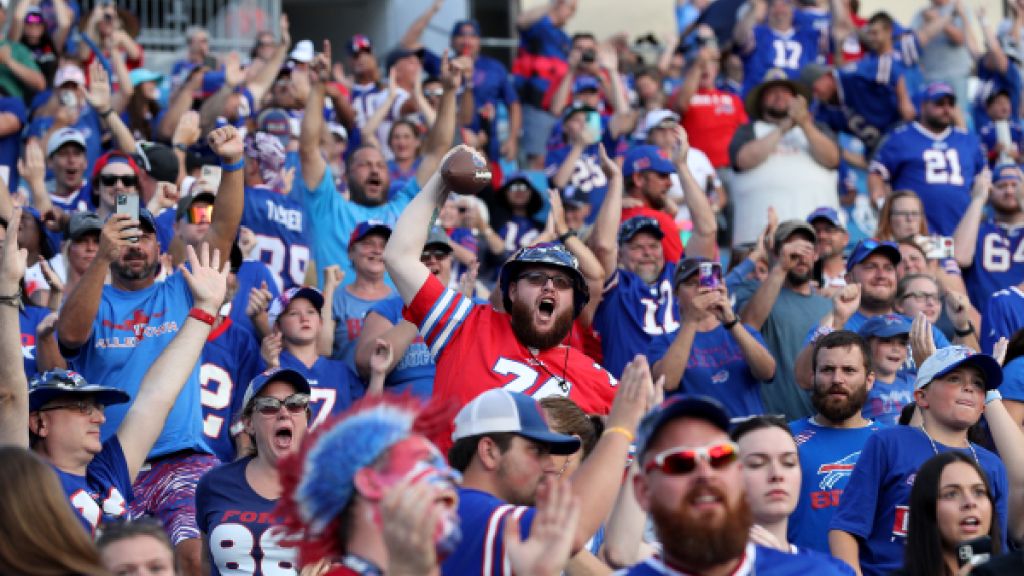 Bills Mafia Invades California And Throws Massive Rager Ahead Of Rams Game
