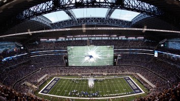 New Loaded Hamburger At Dallas Cowboys Games Is Completely Over The Top