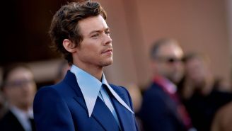 Harry Styles Cheekily Addresses Allegedly Spitting On Chris Pine While On Stage At A Concert
