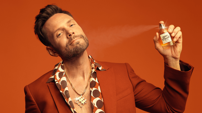 Joel McHale Discusses His Time On 'The Soup' And Cameo On 'The Bear'