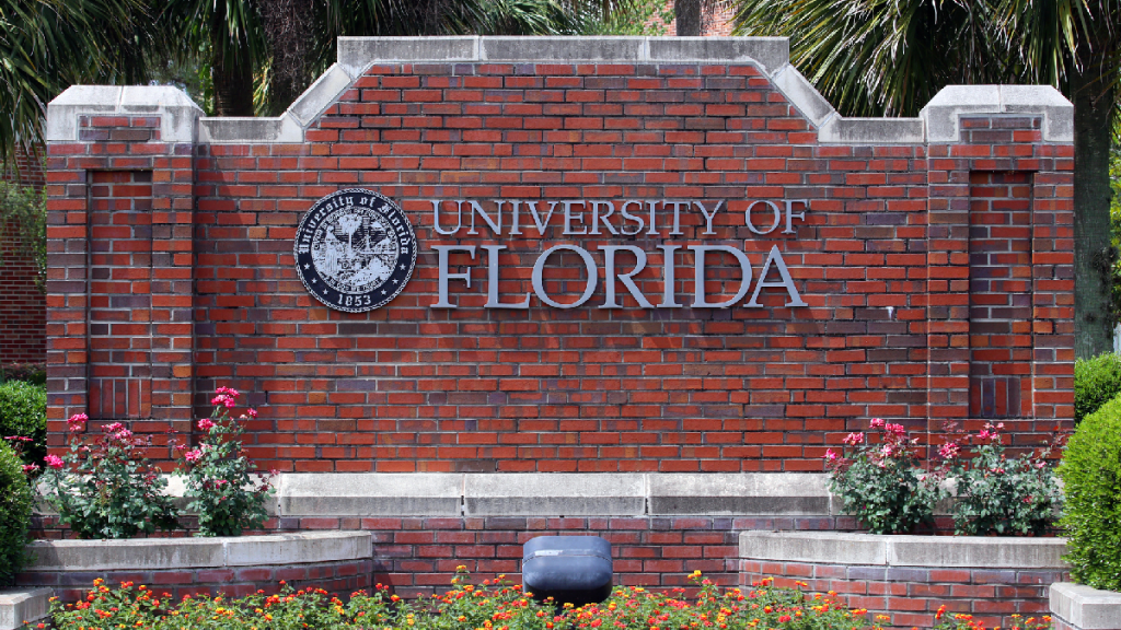 Disgruntled Florida Gators Fan Leaves Outrageous Note On FSU Supporter's Car After Kentucky Loss