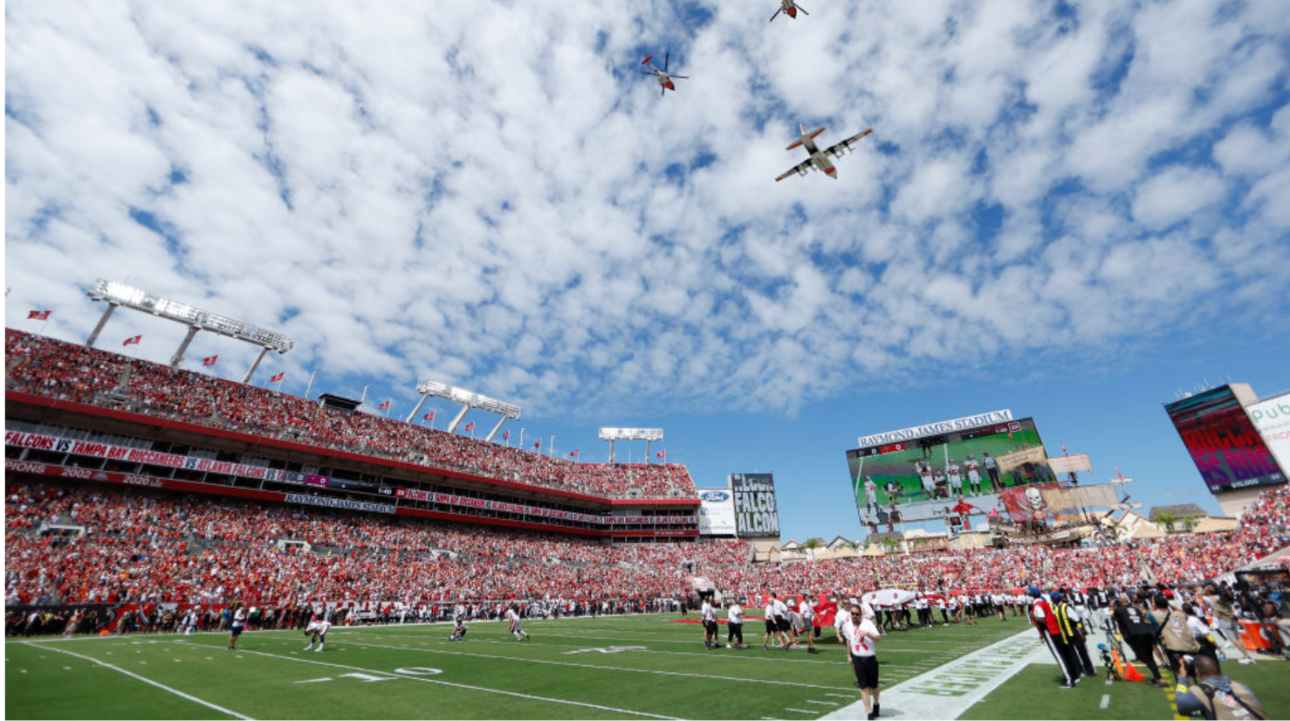 Kid runs on field at Bucs game, gets slammed into ground by security guard