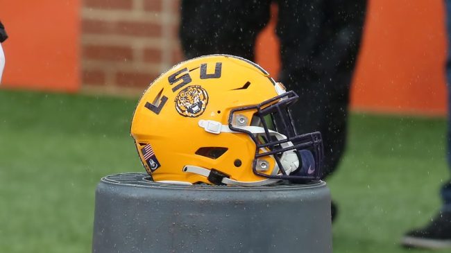 LSU Fan Comes Up With Bizarre Conspiracy Theory After Muffed Kickoff