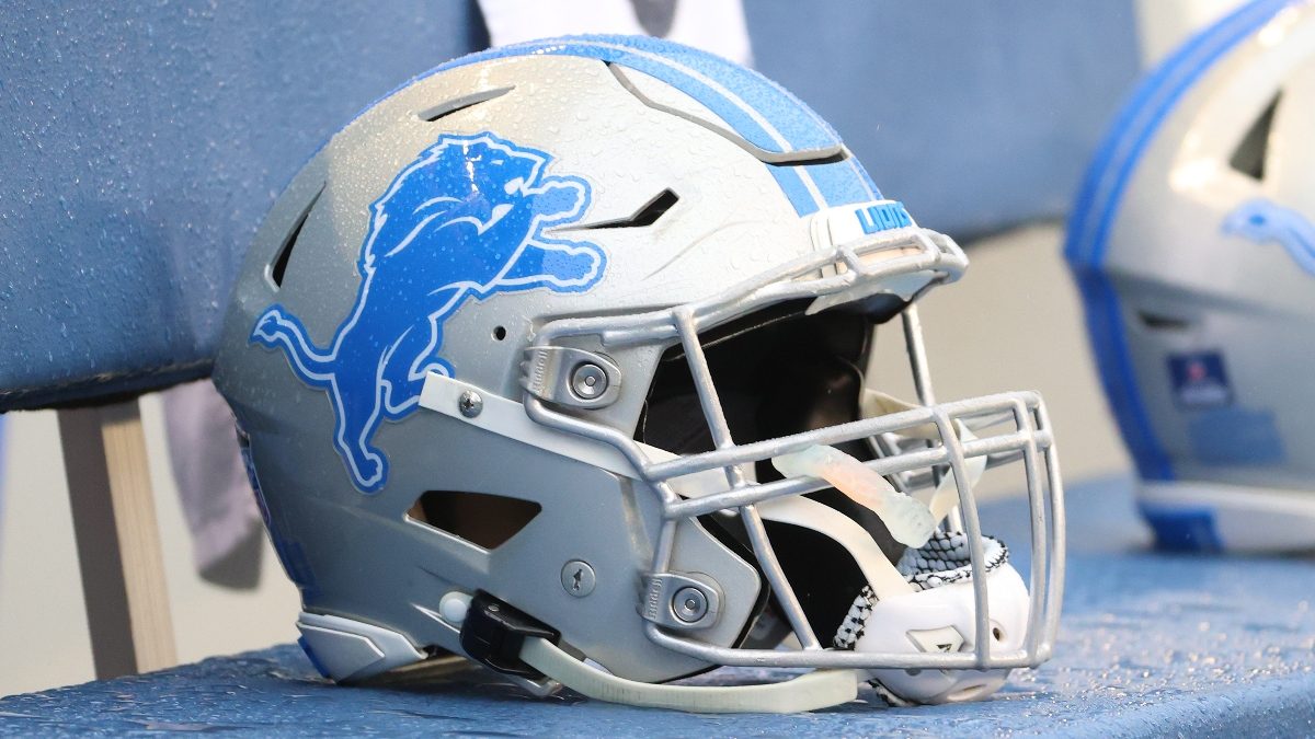 Lions' Saivion Smith exits game in ambulance after gruesome leg