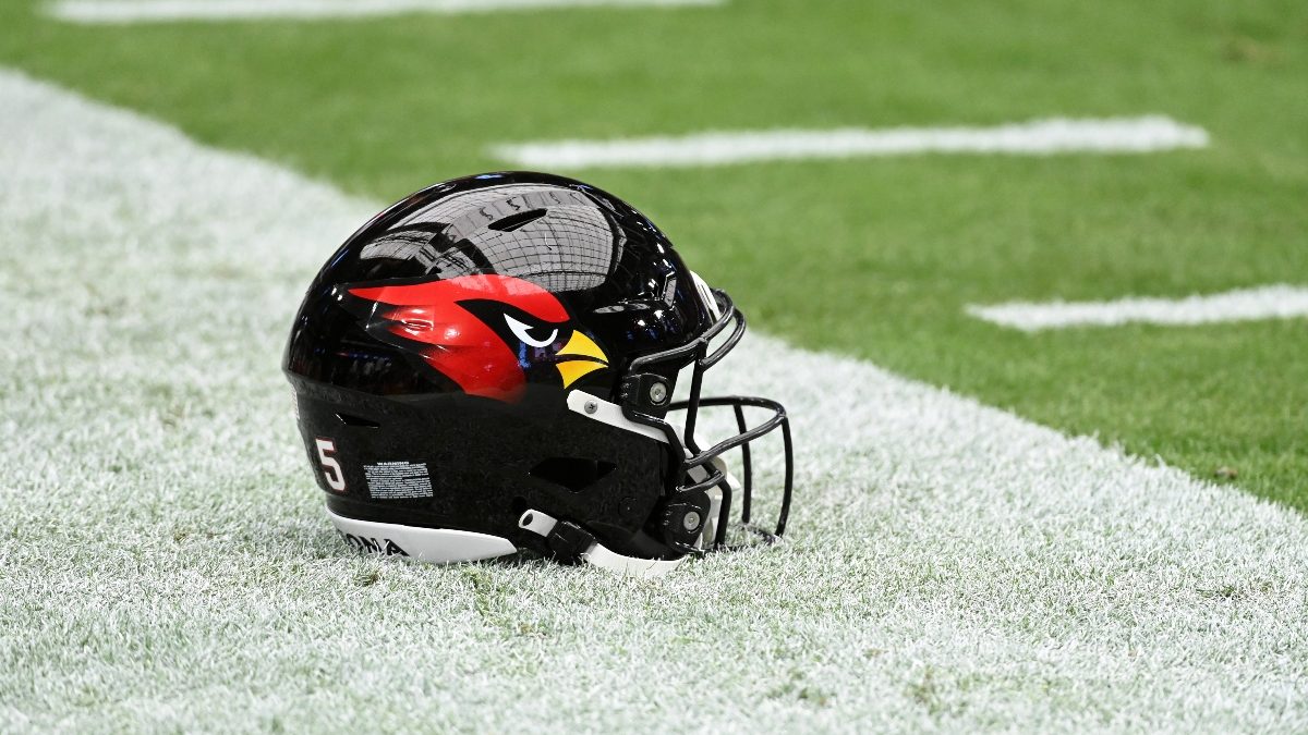 Cardinals trade for Robbie Anderson, activate DeAndre Hopkins ahead of TNF