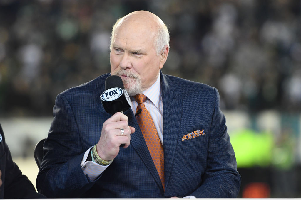 Terry Bradshaw Reveals He's Recovering From Cancer After Fans Were