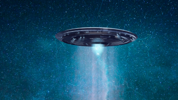 Man Claims UFO Encounter That ‘Proves’ Aliens Are Out There Left Him ‘Frozen To The Ground’