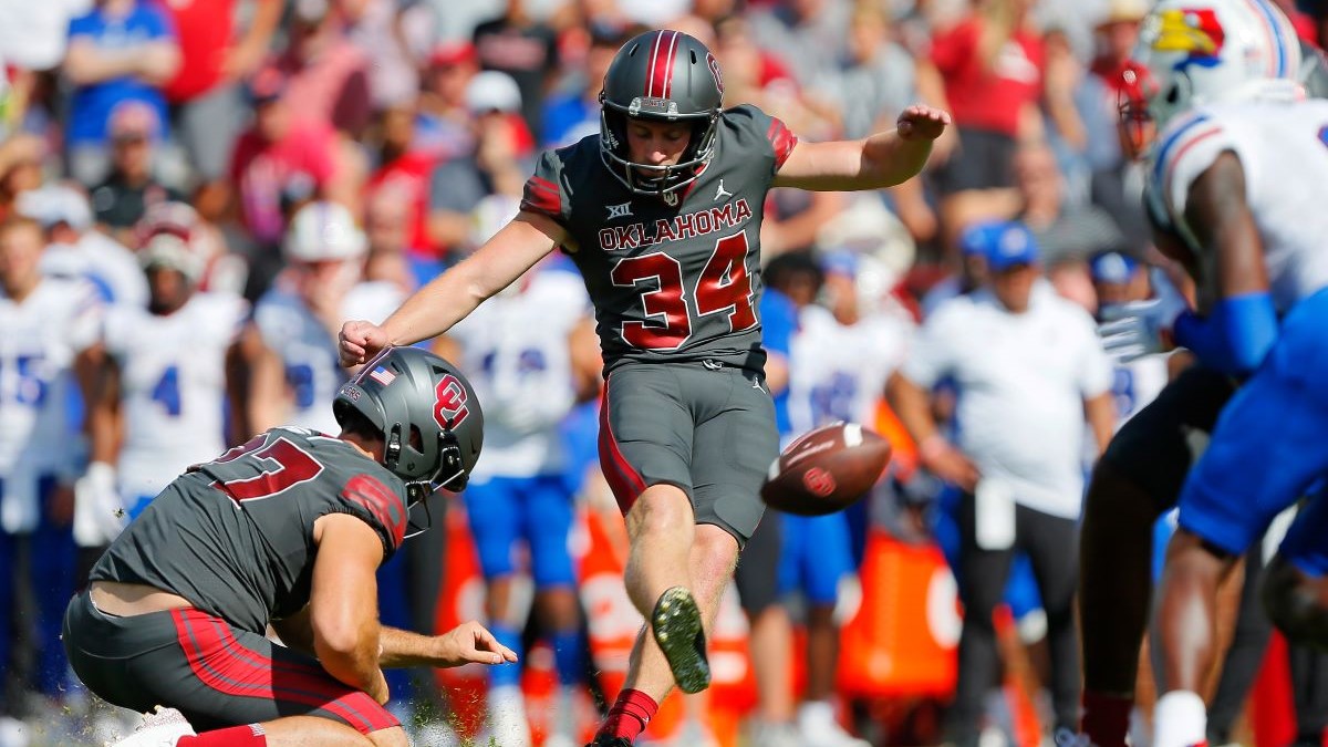 College Football Fans Go Nuts Over Wild Oklahoma Kicker Touchdown