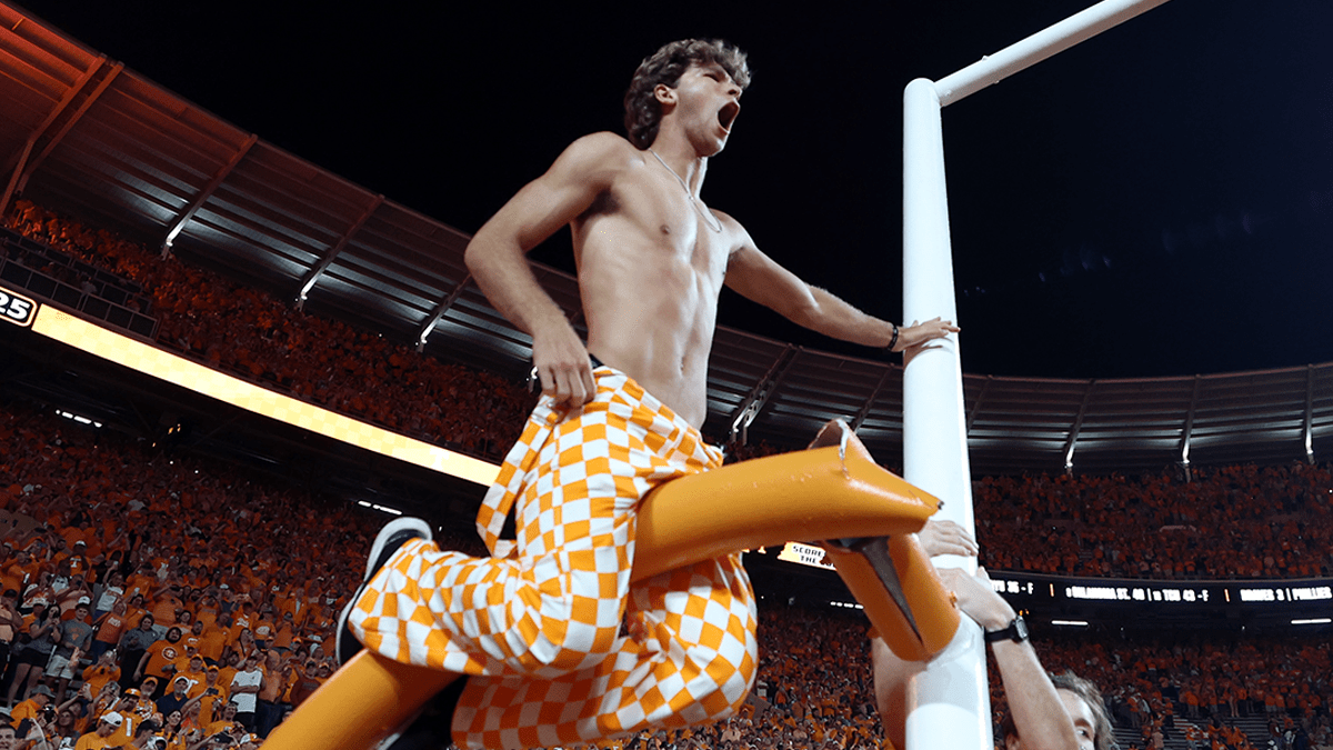Tennessee Football Should Donate Goalpost Funds To Charity