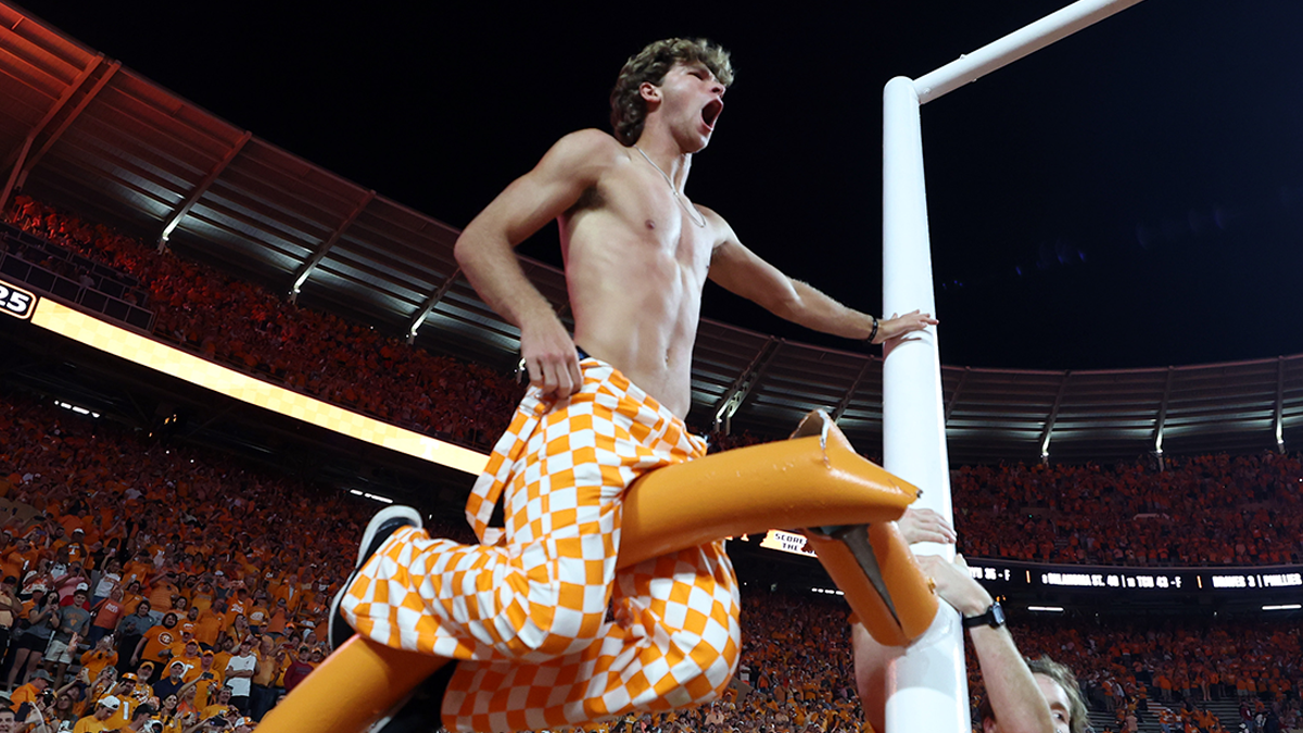 Tennessee Football Should Donate Goalpost Funds To Charity