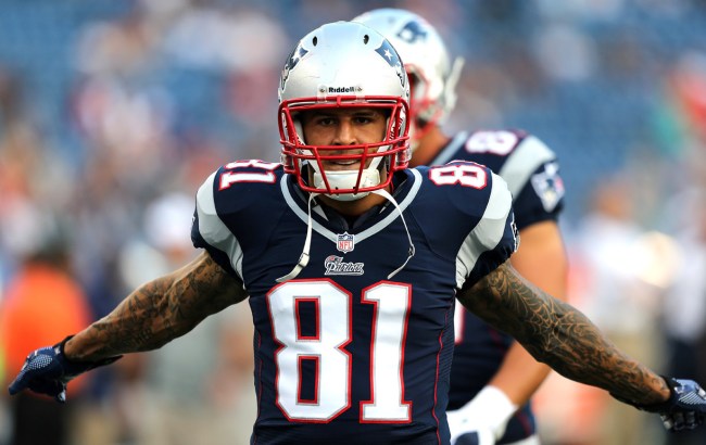 Thousands Of People Got Duped By A Fake Tweet About Aaron Hernandez