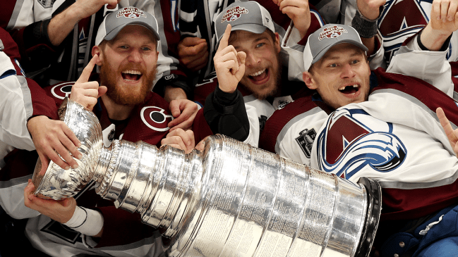 Avalanche Hide Awesome Surprise In Stanley Cup Ring Boxes