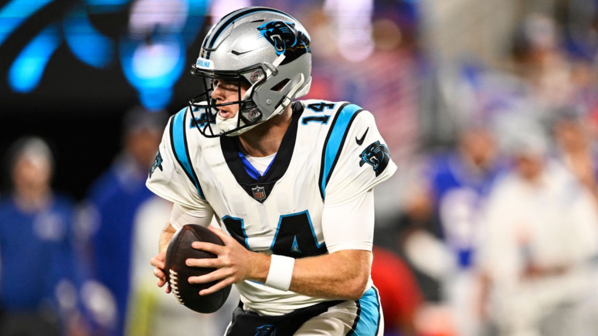 Baker Mayfield replaces ineffective P.J. Walker, and the Panthers still  don't know who their starting QB is