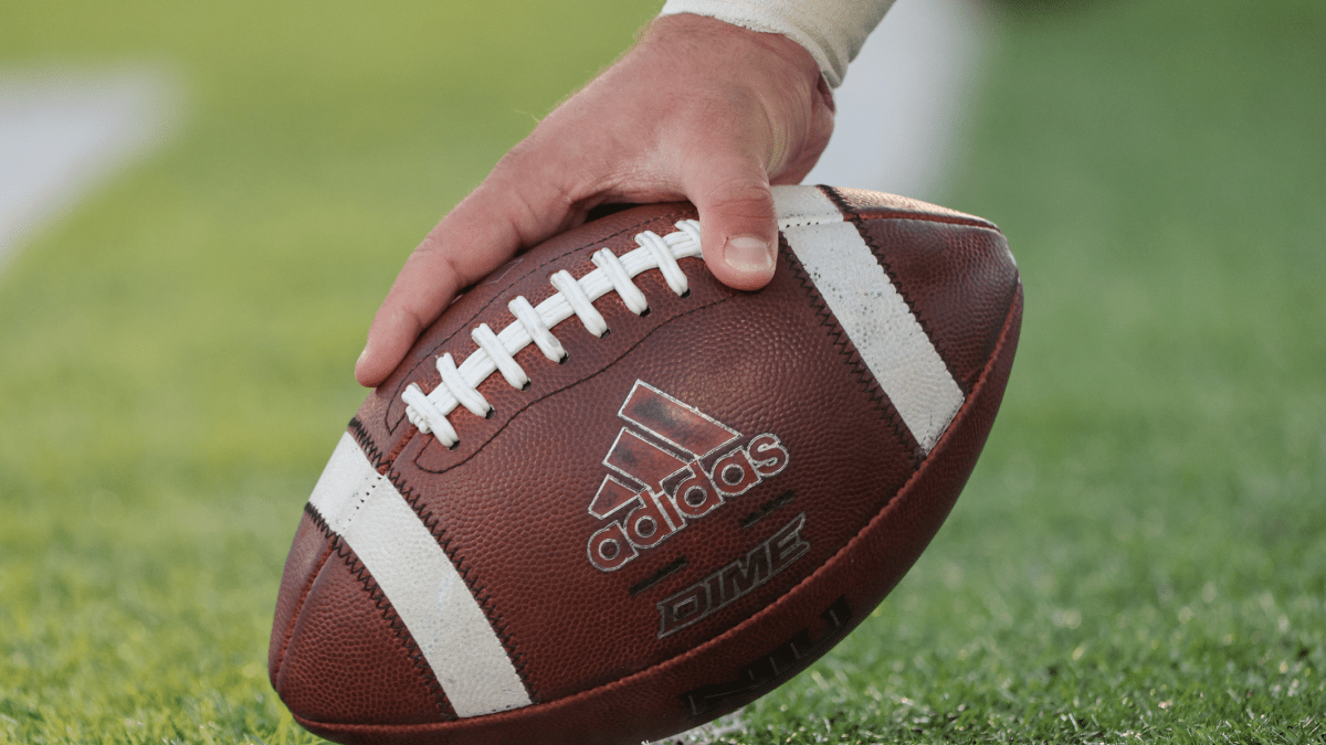 Kentucky Football Player Publicly Bashes OC For Scoring Struggles