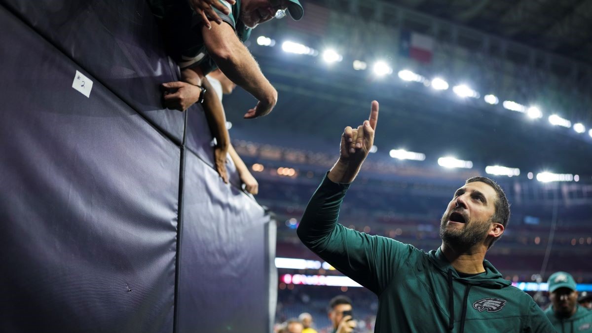 Eagles coach Nick Sirianni after win over Colts: 'I'm emotional because I  love Frank Reich'