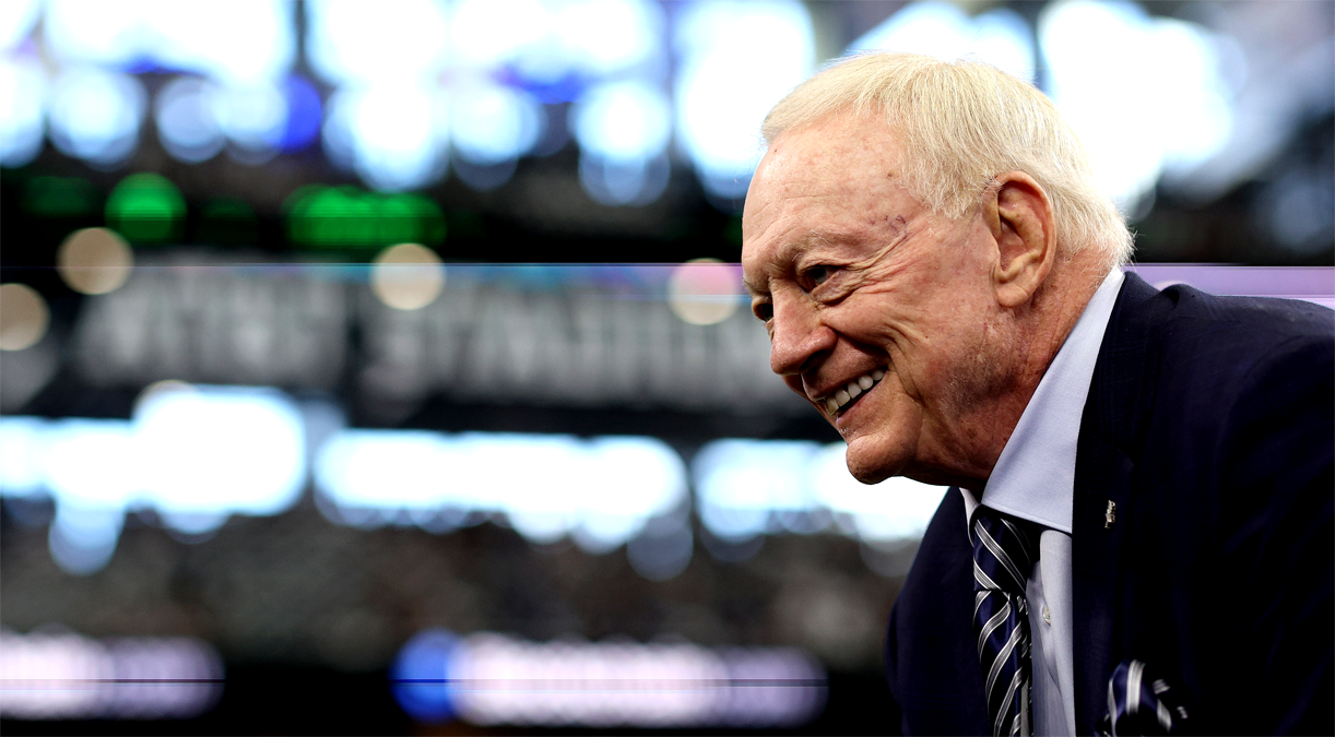 NFL Fans Love The Idea That Jerry Jones Might Get Fined For His Halloween  Costume