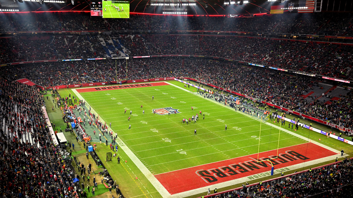 First NFL crowd in Germany sings Country Roads