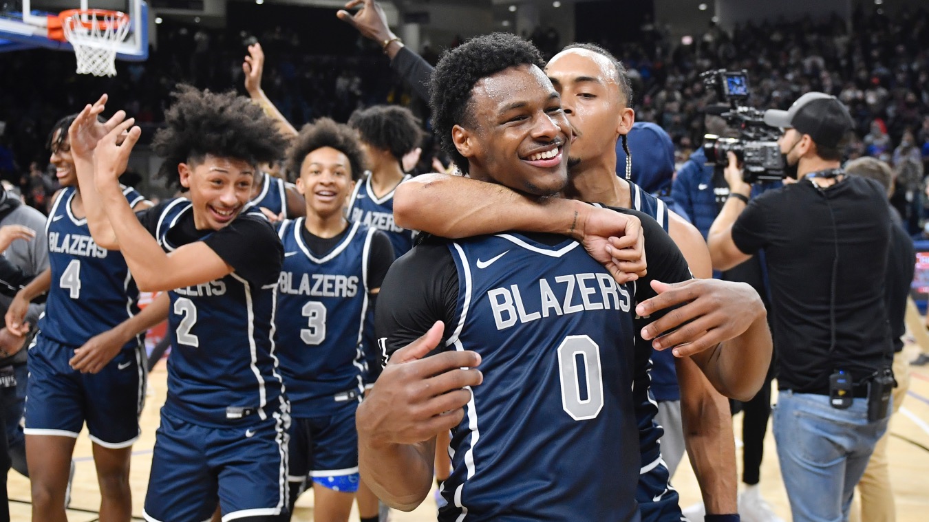 LeBron's Sons Bronny And Bryce Go Off In Slam Dunk Showdown