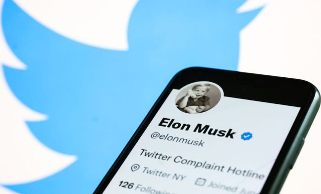 Elon Musk Explains Why Twitter Is Charging Verified Users For Blue Check