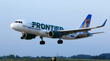 Frontier Airlines Announced A Dirt Cheap ‘Unlimited Flight Pass’ And Everyone Had Jokes