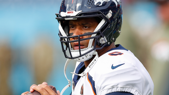 Russell Wilson Hurting Broncos Offense With Baffling Audible Habit
